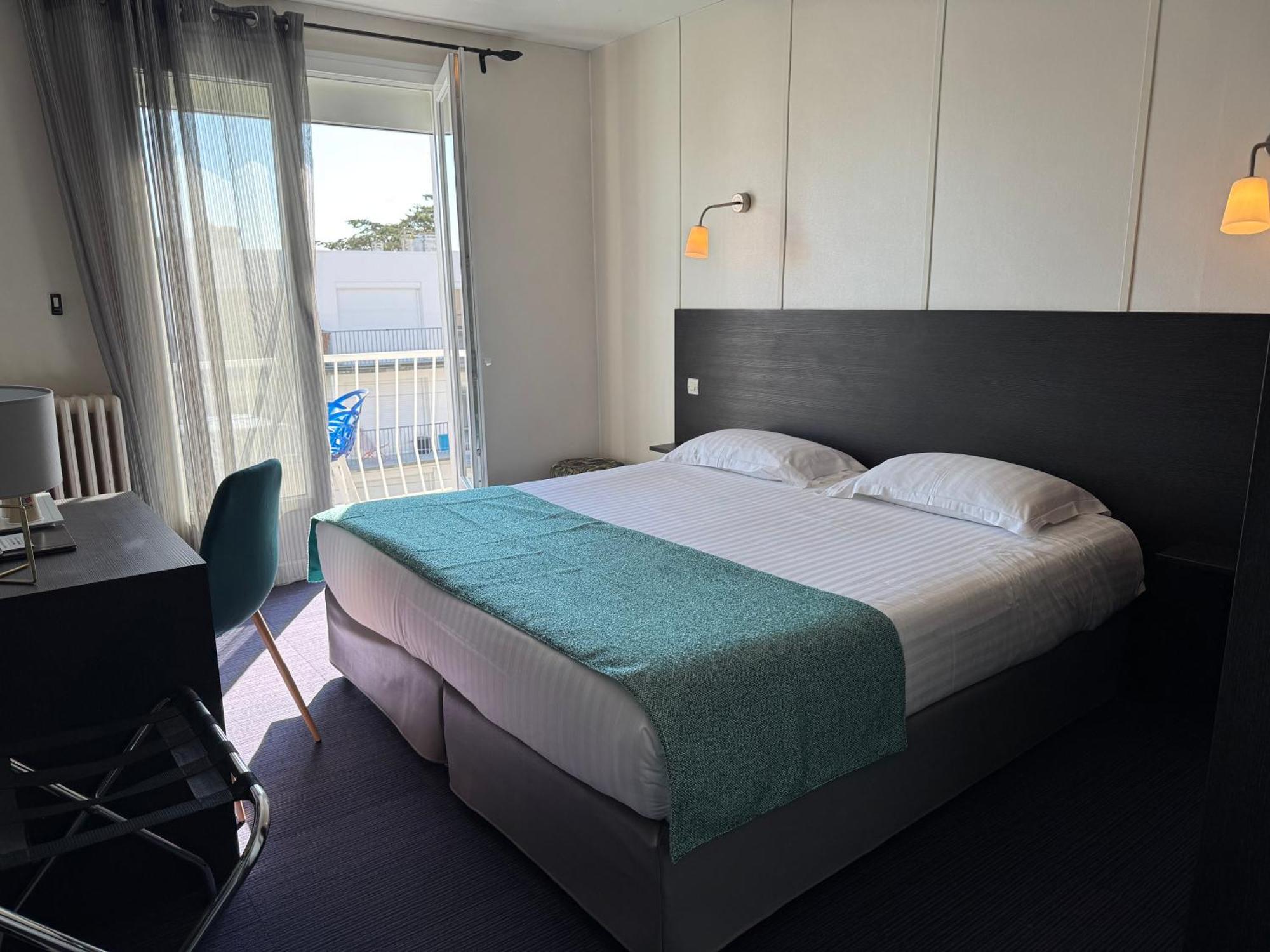 Hôtel Calme Des Pins&Spa Les Sables-dʼOlonne Extérieur photo