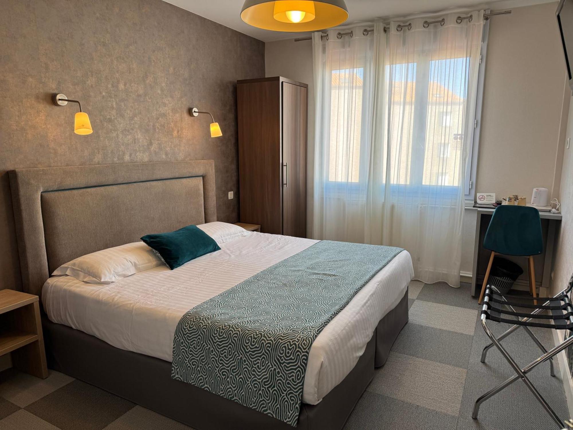 Hôtel Calme Des Pins&Spa Les Sables-dʼOlonne Extérieur photo
